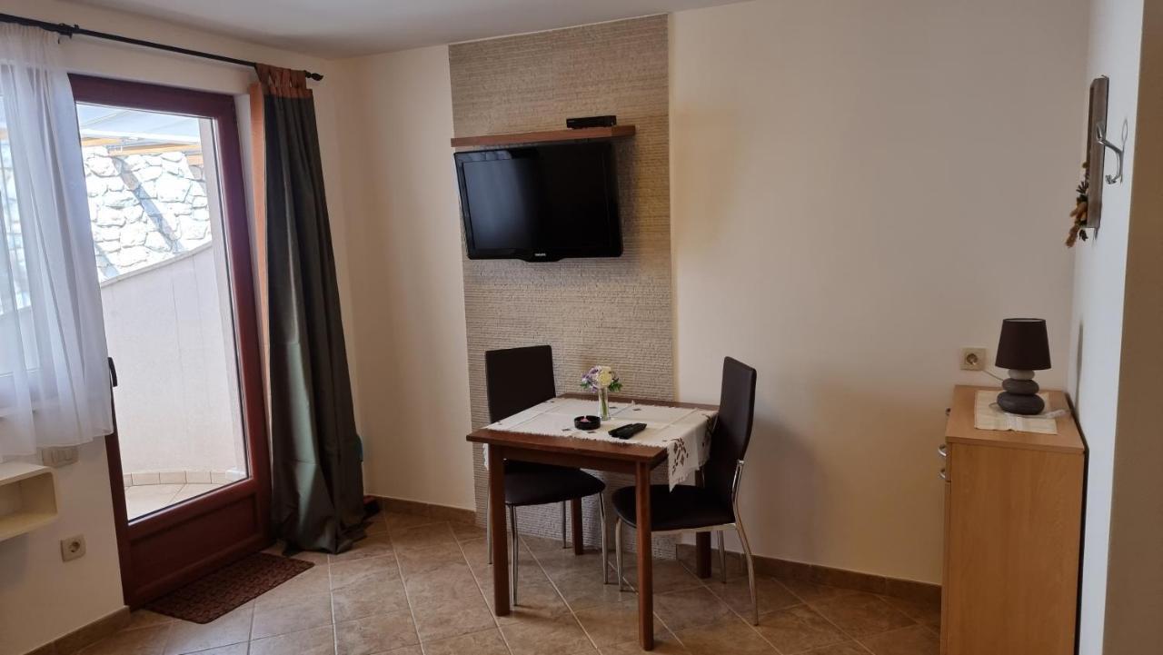 Apartmani Sidro 马林斯卡 外观 照片